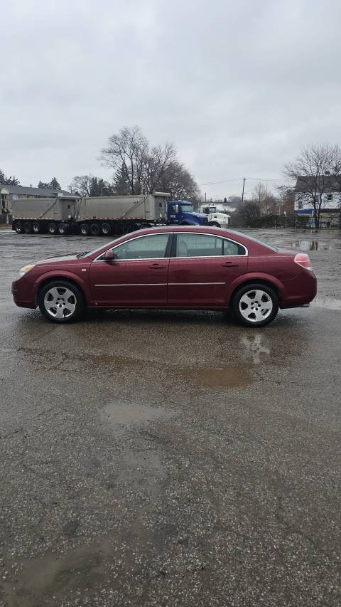 Vehicle photo 4
