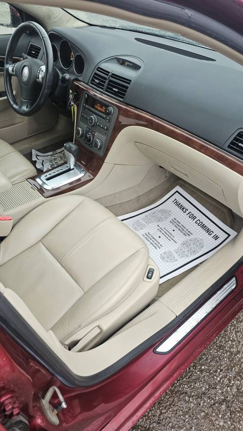 Vehicle photo 10